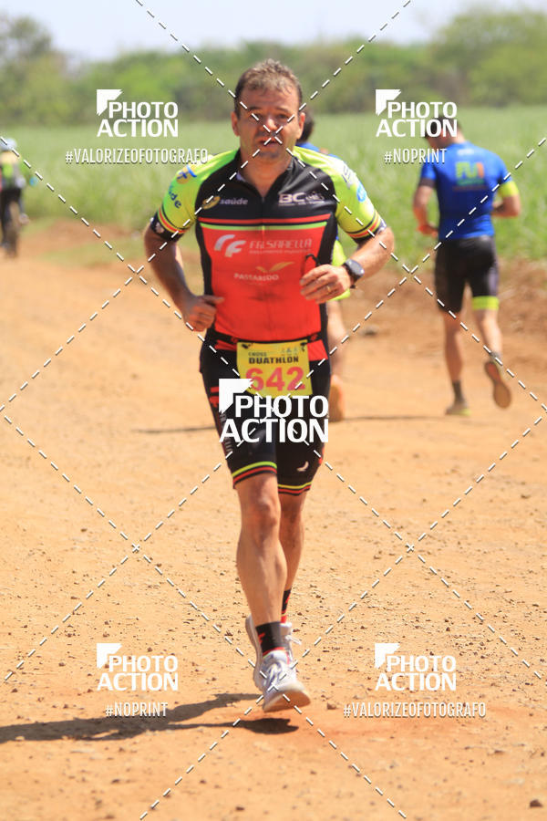 Buy your photos of the eventCROSS DUATHLON on Fotop