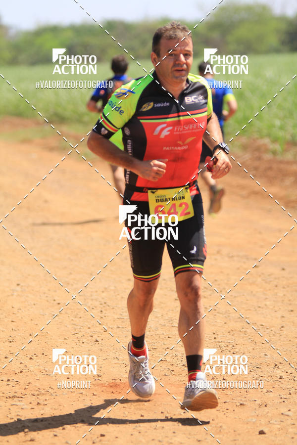 Buy your photos of the eventCROSS DUATHLON on Fotop