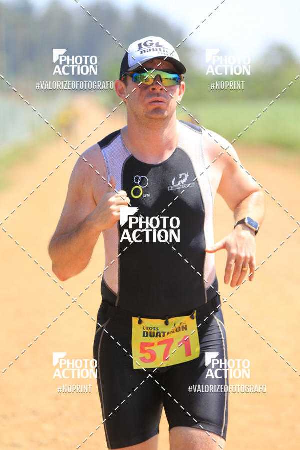 Buy your photos of the eventCROSS DUATHLON on Fotop