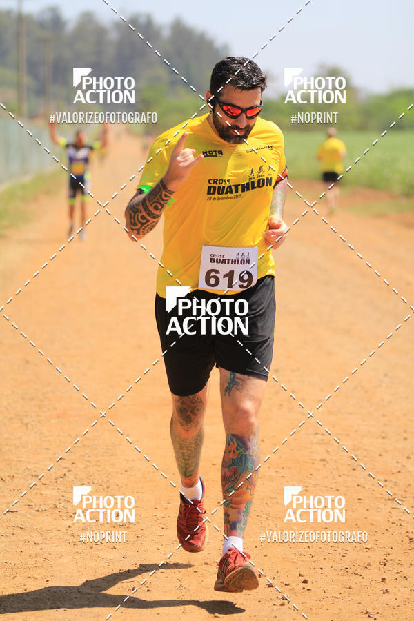 Buy your photos of the eventCROSS DUATHLON on Fotop