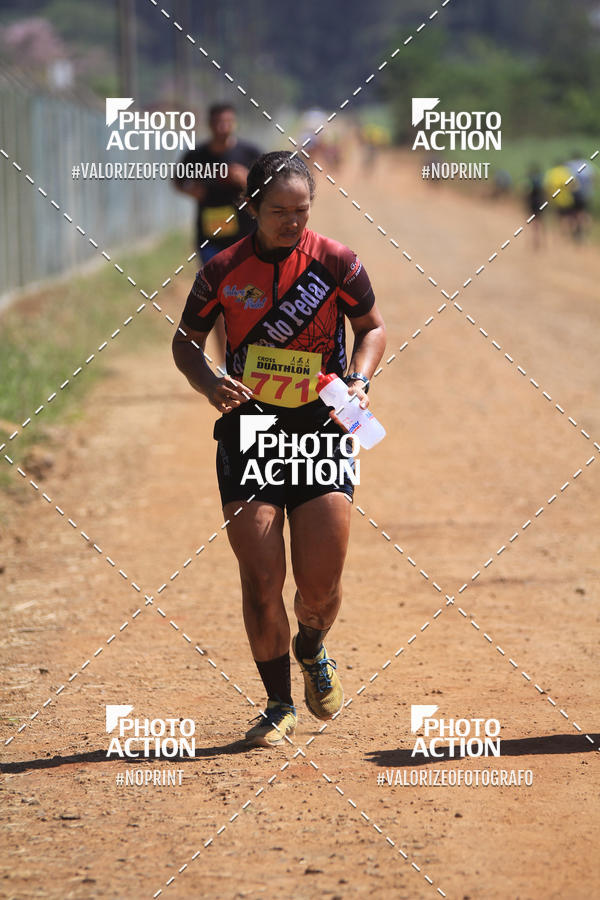 Buy your photos of the eventCROSS DUATHLON on Fotop