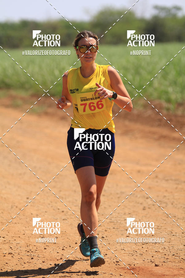 Buy your photos of the eventCROSS DUATHLON on Fotop