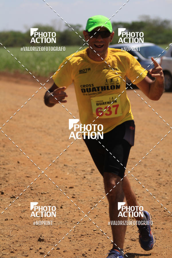 Buy your photos of the eventCROSS DUATHLON on Fotop