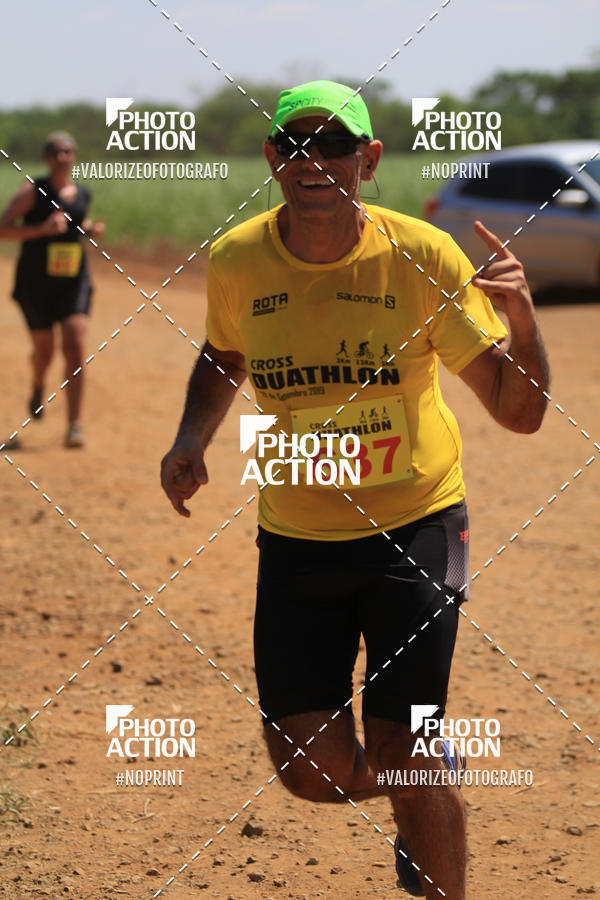Buy your photos of the eventCROSS DUATHLON on Fotop