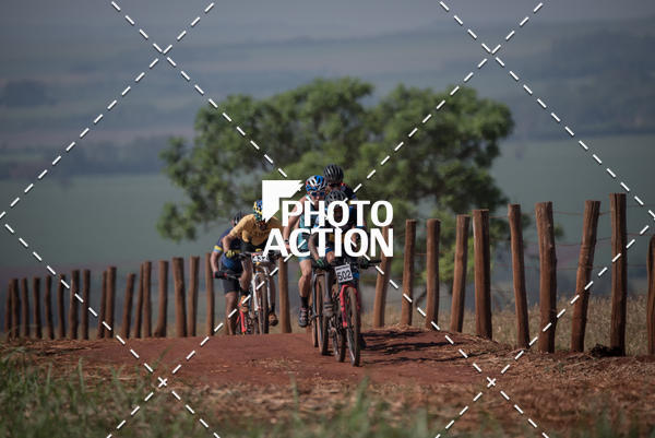 Buy your photos of the eventCROSS DUATHLON on Fotop