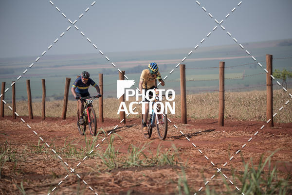 Buy your photos of the eventCROSS DUATHLON on Fotop