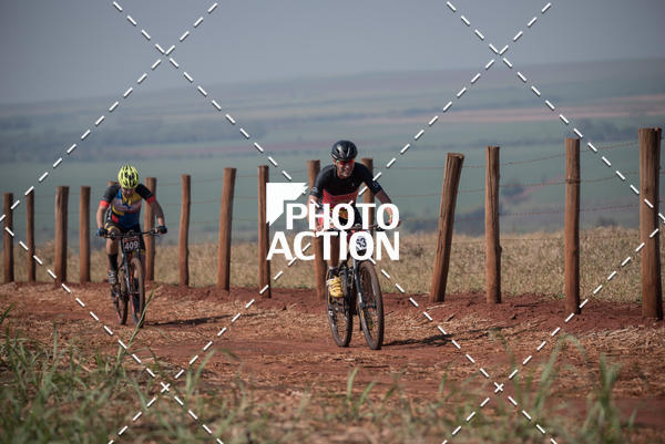 Buy your photos of the eventCROSS DUATHLON on Fotop