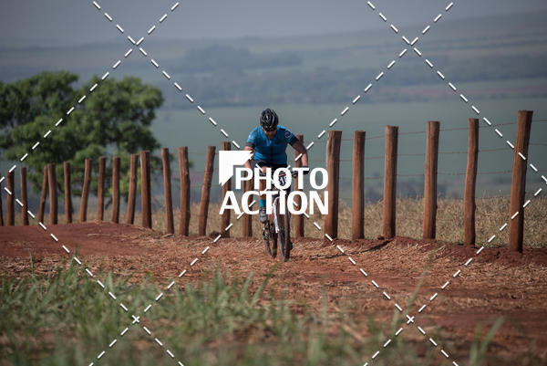 Buy your photos of the eventCROSS DUATHLON on Fotop