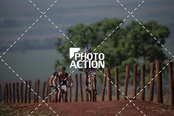 Buy your photos of the eventCROSS DUATHLON on Fotop