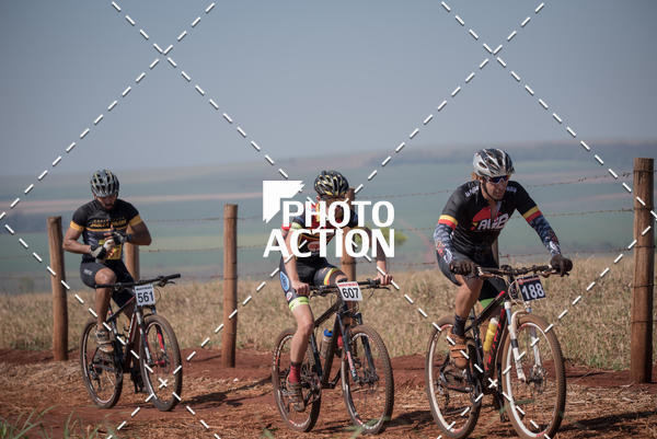 Buy your photos of the eventCROSS DUATHLON on Fotop
