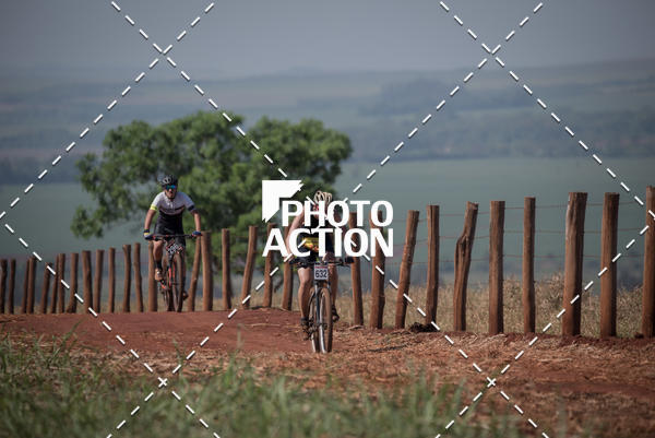 Buy your photos of the eventCROSS DUATHLON on Fotop