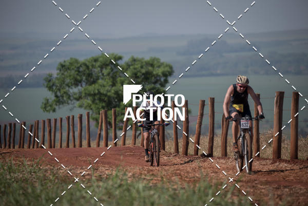 Buy your photos of the eventCROSS DUATHLON on Fotop