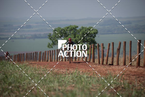 Buy your photos of the eventCROSS DUATHLON on Fotop