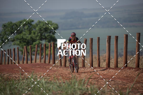 Buy your photos of the eventCROSS DUATHLON on Fotop
