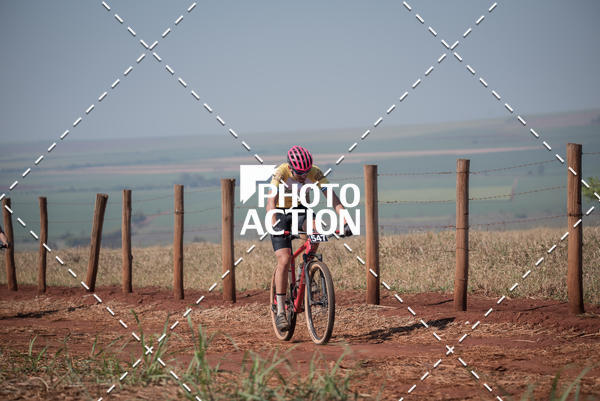 Buy your photos of the eventCROSS DUATHLON on Fotop