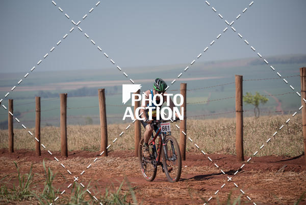 Buy your photos of the eventCROSS DUATHLON on Fotop