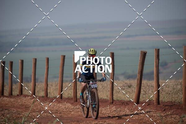 Buy your photos of the eventCROSS DUATHLON on Fotop