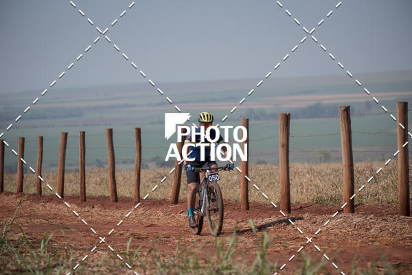 Buy your photos of the eventCROSS DUATHLON on Fotop