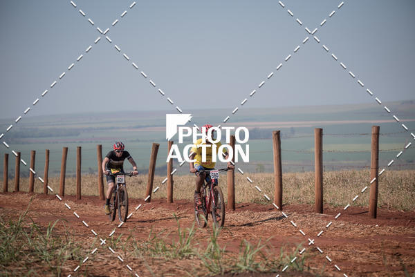 Buy your photos of the eventCROSS DUATHLON on Fotop