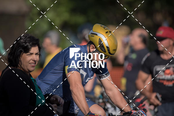 Buy your photos of the eventCROSS DUATHLON on Fotop