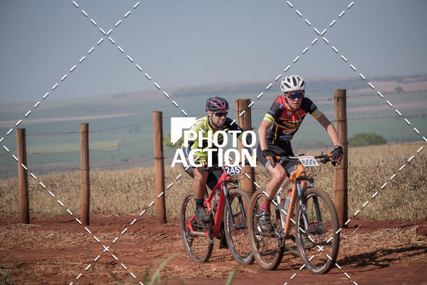 Buy your photos of the eventCROSS DUATHLON on Fotop