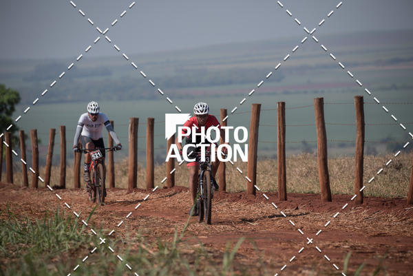 Buy your photos of the eventCROSS DUATHLON on Fotop