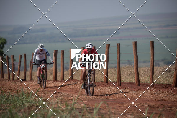 Buy your photos of the eventCROSS DUATHLON on Fotop