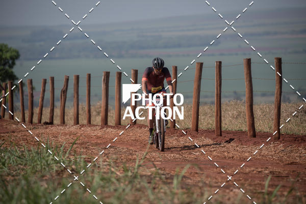 Buy your photos of the eventCROSS DUATHLON on Fotop