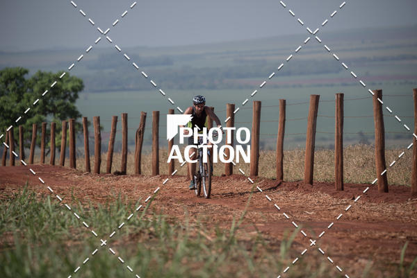 Buy your photos of the eventCROSS DUATHLON on Fotop