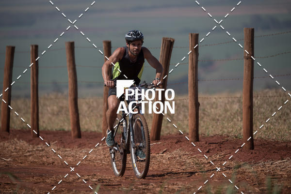 Buy your photos of the eventCROSS DUATHLON on Fotop