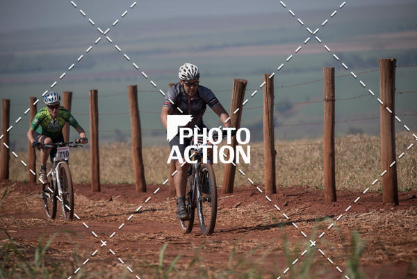 Buy your photos of the eventCROSS DUATHLON on Fotop