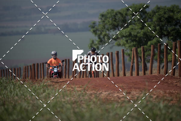Buy your photos of the eventCROSS DUATHLON on Fotop