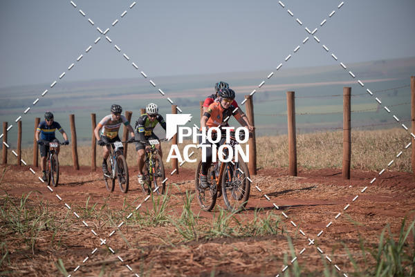 Buy your photos of the eventCROSS DUATHLON on Fotop