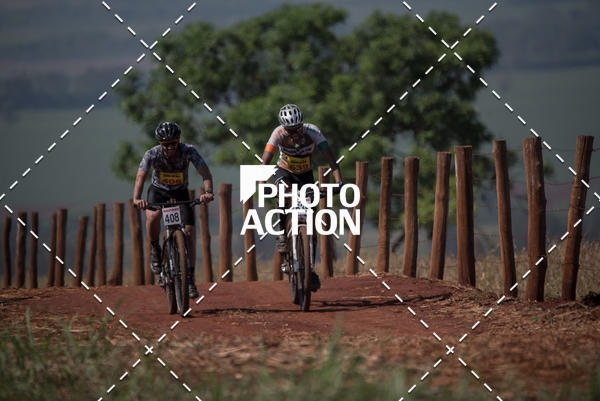 Buy your photos of the eventCROSS DUATHLON on Fotop