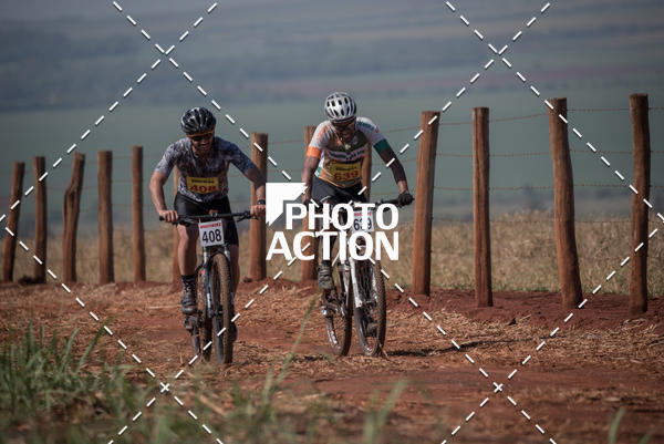 Buy your photos of the eventCROSS DUATHLON on Fotop