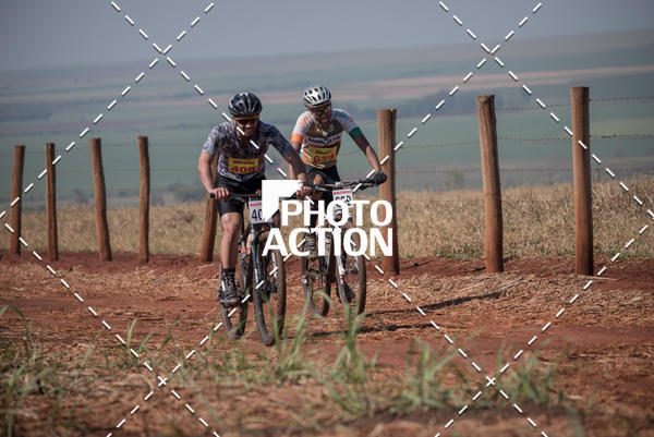 Buy your photos of the eventCROSS DUATHLON on Fotop