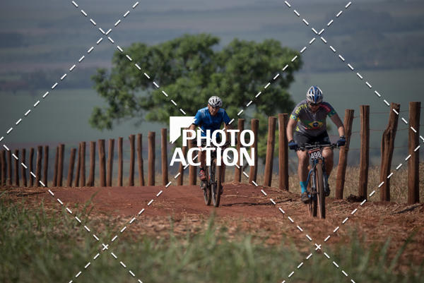 Buy your photos of the eventCROSS DUATHLON on Fotop