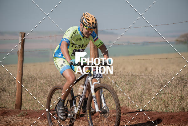 Buy your photos of the eventCROSS DUATHLON on Fotop