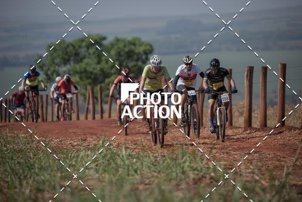 Buy your photos of the eventCROSS DUATHLON on Fotop