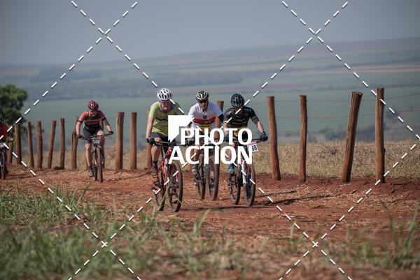 Buy your photos of the eventCROSS DUATHLON on Fotop