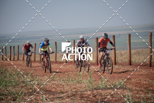 Buy your photos of the eventCROSS DUATHLON on Fotop