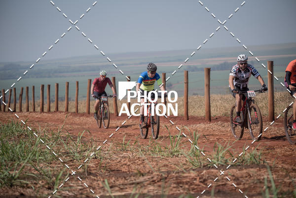 Buy your photos of the eventCROSS DUATHLON on Fotop