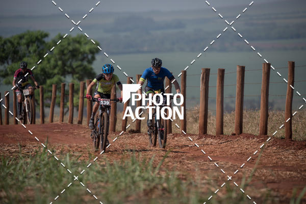 Buy your photos of the eventCROSS DUATHLON on Fotop