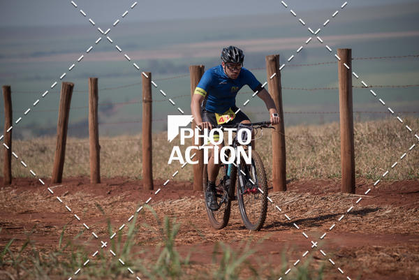 Buy your photos of the eventCROSS DUATHLON on Fotop