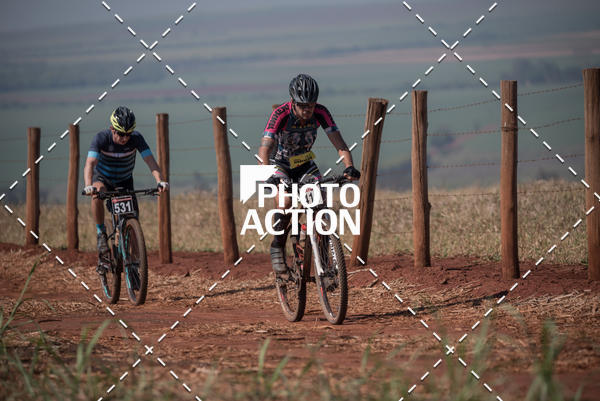 Buy your photos of the eventCROSS DUATHLON on Fotop