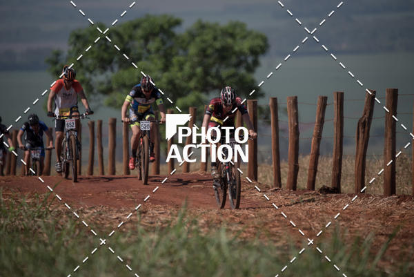 Buy your photos of the eventCROSS DUATHLON on Fotop