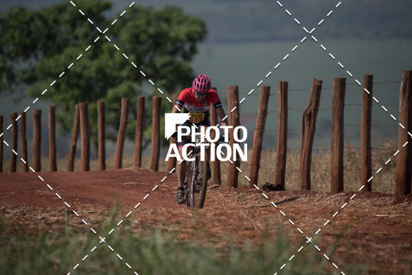 Buy your photos of the eventCROSS DUATHLON on Fotop