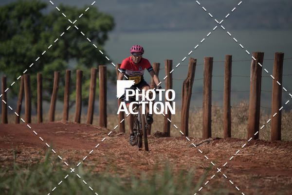 Buy your photos of the eventCROSS DUATHLON on Fotop