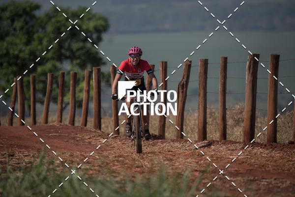 Buy your photos of the eventCROSS DUATHLON on Fotop