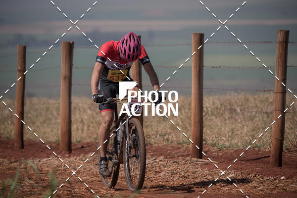 Buy your photos of the eventCROSS DUATHLON on Fotop